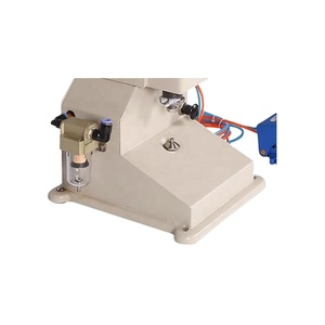 Machine de remplissage manuelle à piston A03 pour miel, pâtes, huiles, crèmes, confitures, 5ml, 10ml, 50ml, 100ml, avec trémie personnalisable - Product Image 4