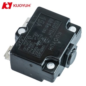 เบรกเกอร์ป้องกันความร้อนแบบรีเซ็ตด้วยมือ KUOYUH 88 ซีรีส์ 15A สำหรับ UPS แบบตั้งโต๊ะ - Product Image 2