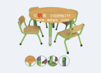 Meubles de garderie en bois au design moderne, table et chaises réglables pour l'école, la maternelle, ensemble de repas pour enfants