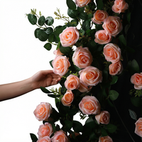 Vente en gros de roses artificielles en soie royale suspendues, 160-180 cm, décoration murale pour Halloween, maison et jardin