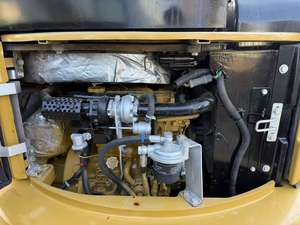 Miniexcavadora Usada Original de Japón, Caterpillar 303.5E 303.5ECR 305.5E 306E con Orugas de Goma, Excavadora Usada Caterpillar de 3.5 Toneladas - Product Image 6