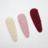 Vente en gros de pinces à cheveux en peluche pour cheveux d'agneau rétro tendance coréenne couleur bonbon