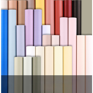 กระดาษห่อกันน้ำแบบด้าน ขนาด 56 ซม. ยาว 10 หลา สีพื้น สีฟ้า สำหรับห่อช่อดอกไม้ - Product Image 3