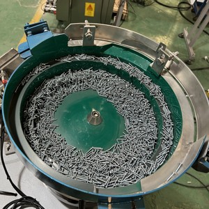 เครื่องนับและบรรจุภัณฑ์อัตโนมัติ PLC ผลิตภาพสูง สำหรับสกรู ตะปู น็อต ฮาร์ดแวร์ อาหาร เครื่องดื่ม บรรจุภัณฑ์แบบกล่อง อัตโนมัติเต็มรูปแบบ - Product Image 4