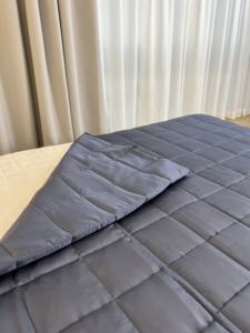 Bambú orgánico 100% Natural con cuentas de vidrio no tóxicas <span class=keywords><strong>Manta</strong></span> ponderada de enfriamiento portátil para ayudar con el sueño y el alivio del estrés - Product Image 4