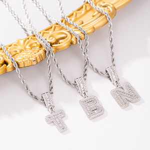 Collier en acier inoxydable avec pendentif lettre 26 en zircone incrustée de cuivre, chaîne torsadée, style hip-hop et minimaliste, Saint-Valentin - Product Image 6