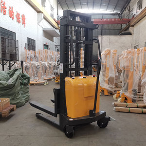 Spedizione Gratuita YUNTU Nuovo Stoccatore Elettrico da 1,5 Tonnellate AWD Certificato CE con Batteria al Litio, Altezza di Sollevamento <span class=keywords><strong>5m</strong></span> per Ristoranti e Negozi - Product Image 3