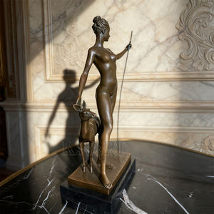 Sculpture en bronze de style européen, art, déesse de la chasse Arthémis et cerf, style rétro, jardin extérieur - Product Image 1