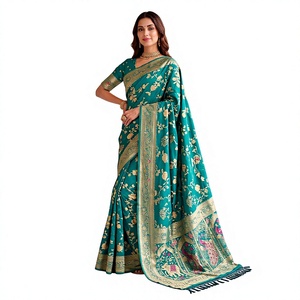 <b>Purple</b> Banarasi Silk Saree Zari Floral Weaving Traditional Indian Wedding <b>Party</b> <b>Dress</b> for Women - Product Image 1