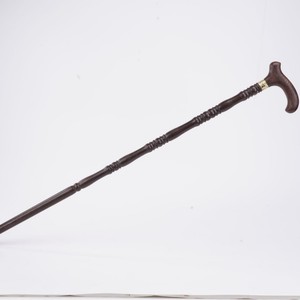 Bâton de marche en bois de aile de poulet, bois massif, antidérapant, léger, bâton de randonnée en plein air, cadeau d'anniversaire - Product Image 4