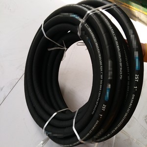 Tubo Flessibile Idraulico in Gomma con Treccia in Acciaio Inox ad Alta Pressione DIN EN 853 2 SC - Product Image 3