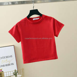 T-shirt asymétrique en tricot pour femme, haut court noir extensible et moulant, sans manches - Product Image 3