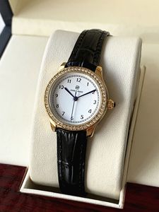 Reloj de pulsera de moda para mujer, lujoso, resistente al agua, estilo moderno, correa de cuero con diamantes de imitación. - Product Image 5