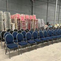 Chaises de luxe pour hôtels commerciaux, structure en fer argenté, design moderne, hauteur réglable, pour chambre, salon, salle à manger, et événements.