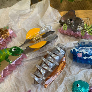 Nouveau acrylique dessin animé Animal tortue raton laveur Koala gros accessoire de <span class=keywords><strong>cheveux</strong></span> paon cerf pas cher griffe de <span class=keywords><strong>cheveux</strong></span> - Product Image 5