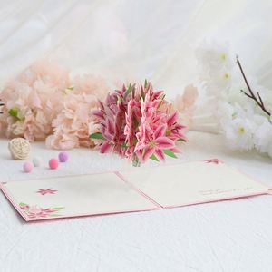 Cartes en papier 3D faites à la main avec des fleurs en relief - Product Image 1