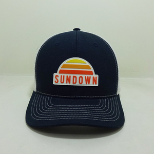 Casquette Trucker Sundown Bleu Marine avec Panneau Avant en Maille, Applique en Caoutchouc en Relief, Réglable, Unisexe, Décontractée, Printemps-Été, 6 Panneaux - Product Image 1