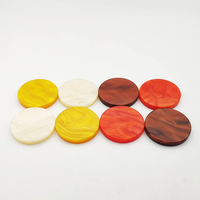 Jeu de société en résine acrylique marbrée de luxe coloré personnalisé backgammon dames pièces d'échecs dés jetons de poker jetons s'il vous plaît