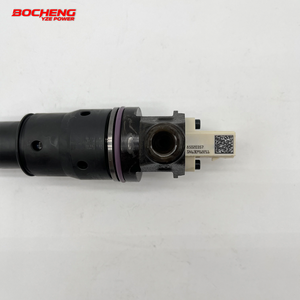 Injecteur de carburant 85020357 BEBJ1F10201, injecteur diesel à rampe commune, buse HRE392 pour Volvo FM FH Truck D13 Engine Renault - Product Image 2