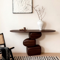 Table console haut de gamme en fibre de verre, finition grain de noyer, sculpture empilée en pierre artistique, table d'entrée, mobilier de décoration intérieure