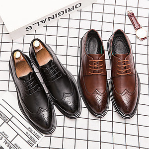 2025 nuovi prodotti di Design scarpe <span class=keywords><strong>da</strong></span> <span class=keywords><strong>uomo</strong></span> in pelle sintetica scarpe formali nuovo Design italia per festa di nozze scarpe <span class=keywords><strong>da</strong></span> abito per gli uomini - Product Image 3
