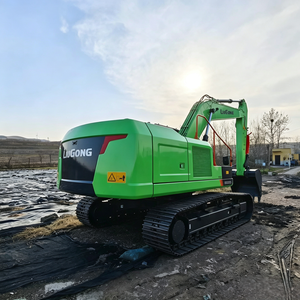 Nueva excavadora de cadenas 922FE con batería, capacidad de carga rápida, larga duración, solución rentable para la reducción de emisiones. - Product Image 6