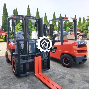 מלגזה משומשת של טויוטה 30, עבודה כבדה, שעות עבודה נמוכות, חלקים מקוריים, פונקציונליות מלאה, ביצועים גבוהים, מוכנה לעבודה - Product Image 3