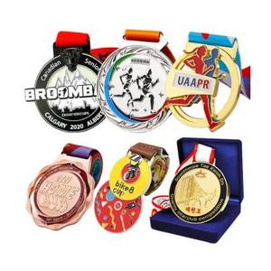 Diseño personalizado ciclismo animar Medallas de metal kickboxing patinaje snowboard correr medallas - Product Image 6