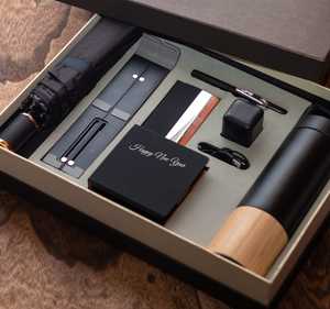 Juego de caja de regalo de cuaderno de madera de negocios con logotipo personalizado Nuevo juego de regalo de bambú de gama alta 6 en 1 Juegos de reuniones corporativas de artículos promocionales - Product Image 5