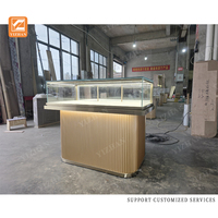 Table de présentation de bijoux de luxe moderne, verre trempé, acier inoxydable, vitrine LED, design écologique et recyclable pour bijoux