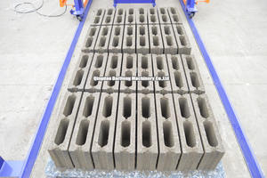 <span class=keywords><strong>QT8</strong></span>-15 Hydraulische Blockformmaschine Vollautomatische Pflasterstein-Bordstein-Hohlblockmaschine - Product Image 5