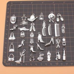 Gangan 31 ensembles de peignes, chapeaux, chaussures, sacs, rouges à lèvres, parfums et accessoires chacun 1 ensemble, environ 49g - Product Image 2