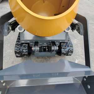 Mini máquina mezcladora de cemento sobre orugas portátil con engranaje de orugas 300L camión volquete pequeño mezclador de hormigón de carga automática - Product Image 4