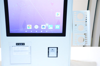 Kiosque à écran tactile de style modulaire Système de commande en libre-service avec imprimante Support POS Machine Kiosque de paiement pour restaurant