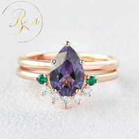Ensemble de bagues de couple personnalisées en argent sterling 925 plaqué or avec moissanite verte alexandrite taille poire, bijoux de mariage pour femmes et hommes
