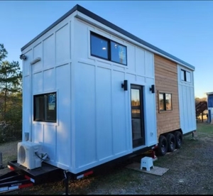 Moderna Casa Prefabricada Móvil Grande, Remolque de Viaje para Exteriores con Dormitorio Tipo RV - Product Image 1