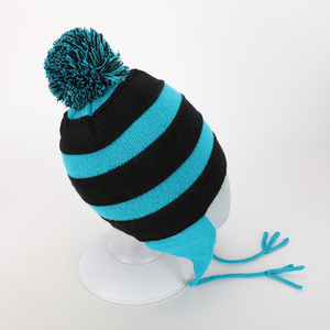 <span class=keywords><strong>Bonnet</strong></span> en tricot léger avec <span class=keywords><strong>pompon</strong></span> <span class=keywords><strong>à</strong></span> rayures bleues et noires pour l'hiver - Product Image 5