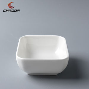 Piatto di porcellana di vendita calda piccola <span class=keywords><strong>salsa</strong></span> di soia per immersione a forma quadrata piatto in ceramica <span class=keywords><strong>salsa</strong></span> di soia <span class=keywords><strong>giapponese</strong></span> piatto ciotola - Product Image 4