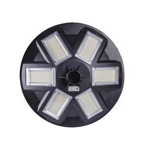 IP65 étanche capteur de mouvement UFO LED jardin lumières 1000W 2000W lampadaires solaires alimentation cc à partir de la <span class=keywords><strong>batterie</strong></span> du panneau solaire - Product Image 4