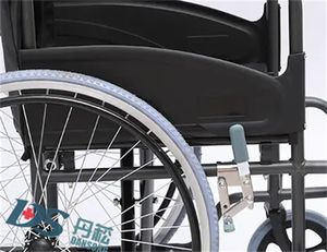 كرسي متحرك بعجلات خلفية أساسية 24 بوصة حاصلا على شهادة CE ISO مع handrim - Product Image 6