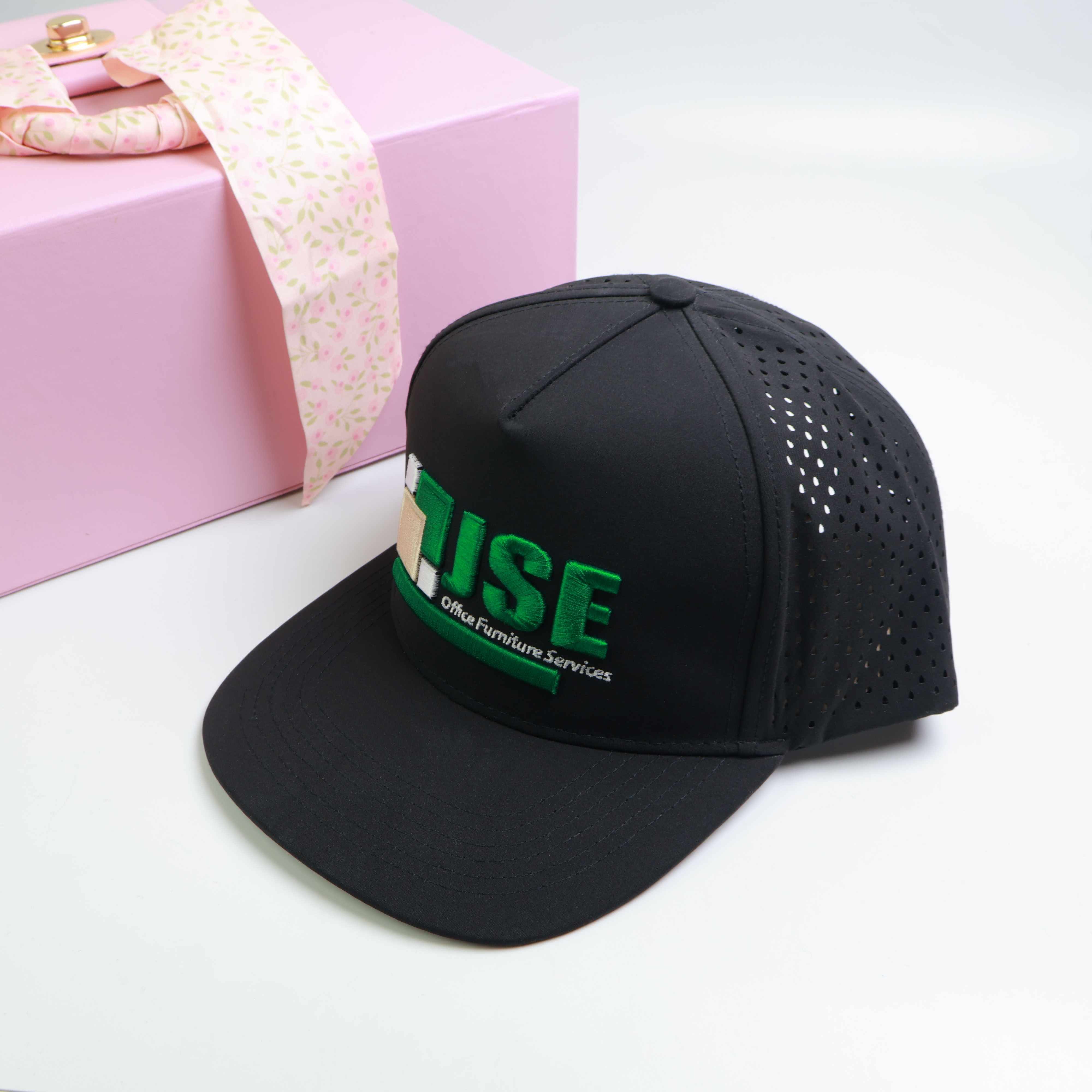 5-panel flat embroidery laser-perforated quick-dry cap