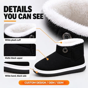 Bottes chauffantes pour la maison, idéales pour la détente et le travail au bureau, avec design montant à la cheville, boutons de manchette ronds et poches latérales extérieures. - Product Image 3