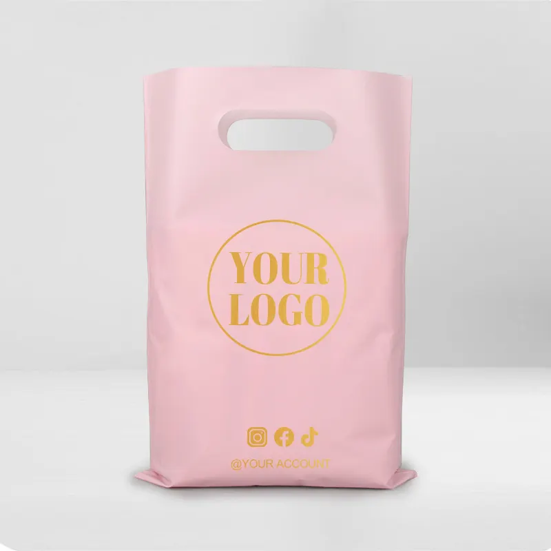حقيبة تسوق بلاستيكية غير لامعة قابلة للتخصيص بشعار وردية اللون حقيبة حمولة حقائب بلاستيكية لتجزئة البضائع معاد تدويرها