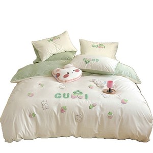Luxury Cartoon Cotton <b>Bedding</b> <b>Set</b> Cream Yellow For Children Dormitory Use - Product Image 5