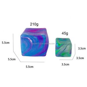 ของเล่นบีบมอลโทส TPR รูปทรงสี่เหลี่ยมลายหินอ่อน ขนาด 5.5 ซม. เนื้อสัมผัสแบบไหล คืนตัวช้า บรรเทาความเครียด คลายความตึงเครียด - Product Image 4