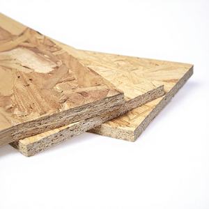 Tablero <span class=keywords><strong>OSB</strong></span> de borde cuadrado certificado CE//FM/EUDR, 3000x1250 mm, superficie acabada, impermeable, ecológico, para muebles y uso en interiores - Product Image 1