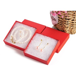 Caja de regalo para joyería, adecuada para joyas, pendientes, collares, pequeñas cajas de regalo hechas a mano que se pueden personalizar según la demanda. - Product Image 3