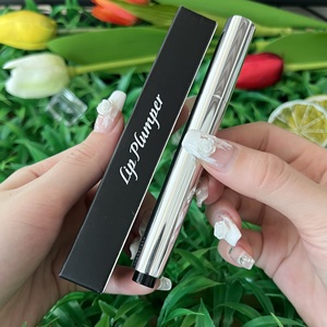 Brillo Labial Voluminizador Personalizado al por Mayor con Efecto Picor y Sensación Extrema para Labios, Crema Labial Regordete - Product Image 4