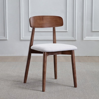Chaise en bois massif maison simple moderne nordique lumière luxe blanc chaise de table de restaurant