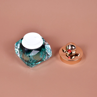Flacon pompe cosmétique 30ml 50ml 100ml, luxueux et tendance, en acrylique brillant, vide avec joint d'étanchéité, impression de logo pour soins de la peau